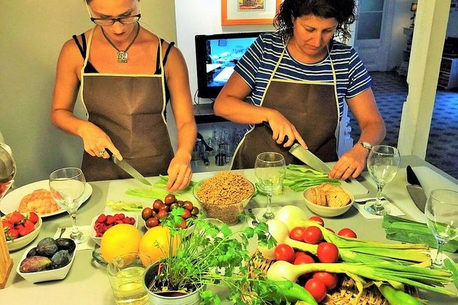 Learn The Art Of Spanish Tapas With a Local Chef in Barcelona - Timing, meeting point, and what to plan