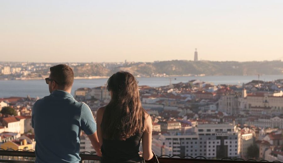 Lisbon: Fado Vadio Tour with Portuguese Tapas - The guides make or break the experience