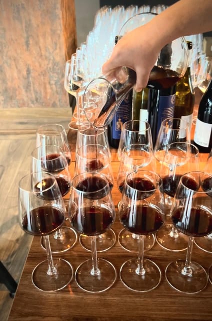 Lisbon: Premium Port Wine Tasting & Tapas - The food is a real part of the experience