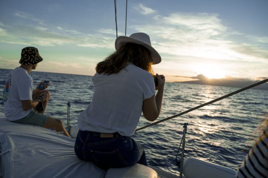 Los Gigantes: Sailing Excursion with Swimming, Drink & Tapas - The Red Cliffs of Los Gigantes