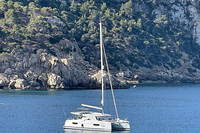Luxury Catamaran sailing with welcome Drinks Tapas Max10-12Person - Leaving La Lonja Marina for the Mallorca Coast