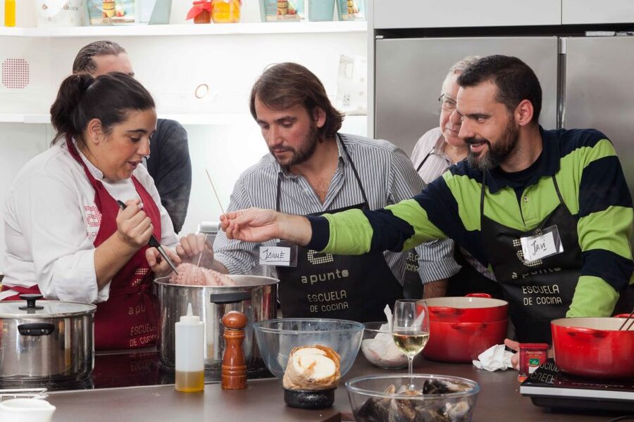 Madrid: 10 Tapas 2.5-Hour Cooking Class - Should you book the Madrid tapas cooking class?