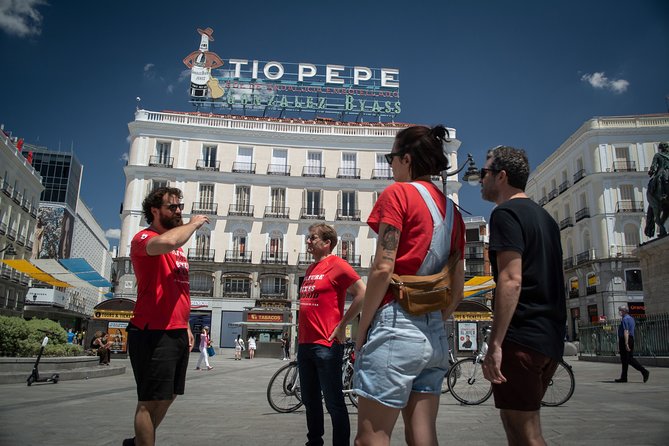 Madrid: 3 hour Guided Highlights Bike Tour with Optional Tapas - Retiro Park gives the tour its best change of pace