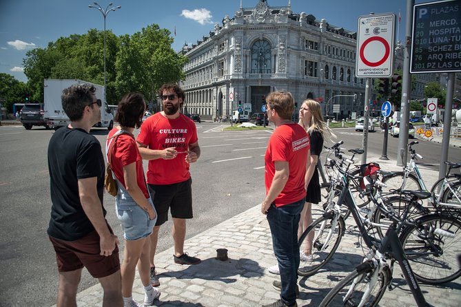 Madrid: 3 hour Guided Highlights Bike Tour with Optional Tapas - The optional tapas ending