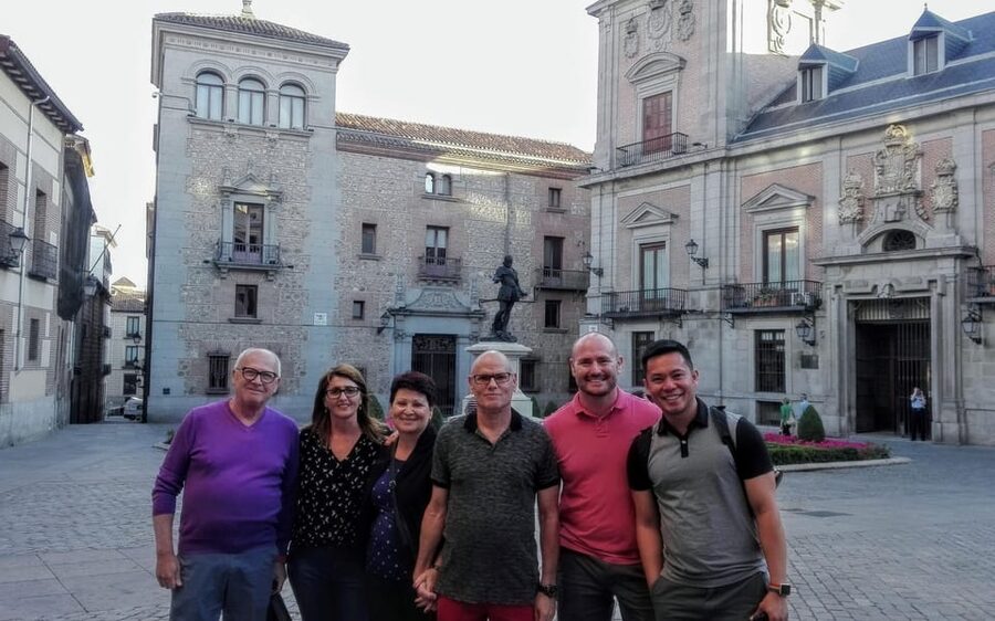 Madrid: Authentic Tapas Evening Tour with a side of History - Who will enjoy this tapas tour most?