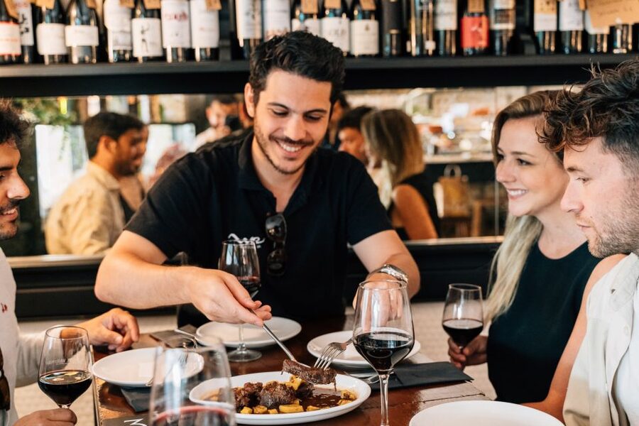 Madrid: Flamenco Show with Tapas and Wine Tour - La Latina, San Miguel, and the first bites