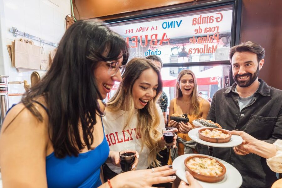 Madrid Guided Food Tour with Tapas and Spanish Wine - The guide can shape the whole evening