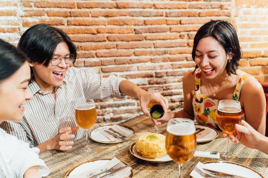 Madrid: Guided Food Tour with Tapas Tastings and Drinks - La Latina, where the food walk finds its rhythm