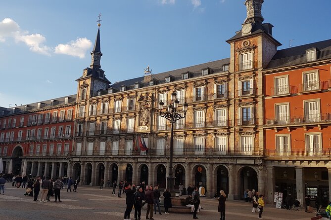 Madrid History Food Tour: Tapas & Drinks Tasting - Starting beneath Plaza Mayor at Casa de la Carnicería