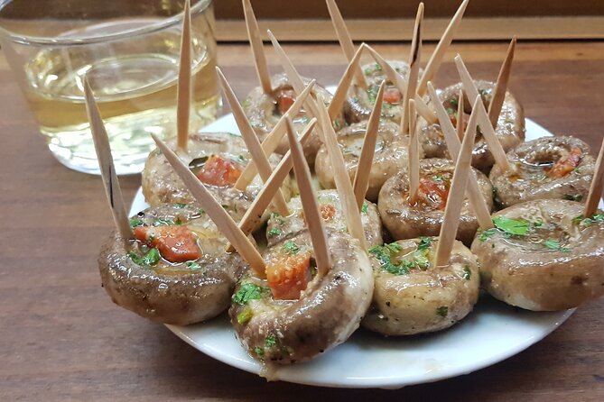 Madrid History Food Tour: Tapas & Drinks Tasting - The guides make the biggest difference