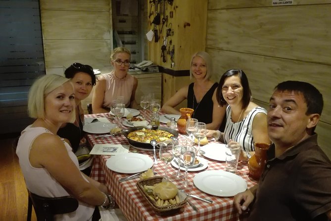 Madrid Local's Tapas Tour Dinner with a side of History - Why the tapas format works in Madrid