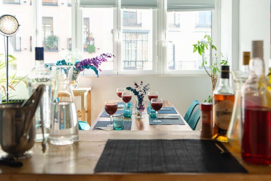 Madrid: Paella and Sangria Workshop with Tapas - What makes the teaching work