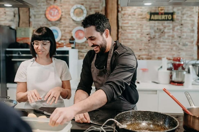 Madrid: Paella & Tapas Cooking Class and Market Visit - Key points to know before booking