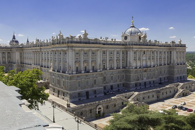 Madrid: Royal Palace Expert Guided Tour with Optional Tapas - How much value do you get for $47.07?