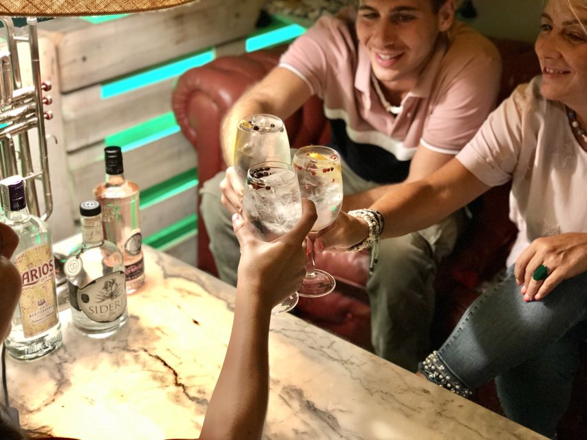 Madrid: San Miguel view Gin and Tonic Workshop with Tapas - How to get the most from the tasting