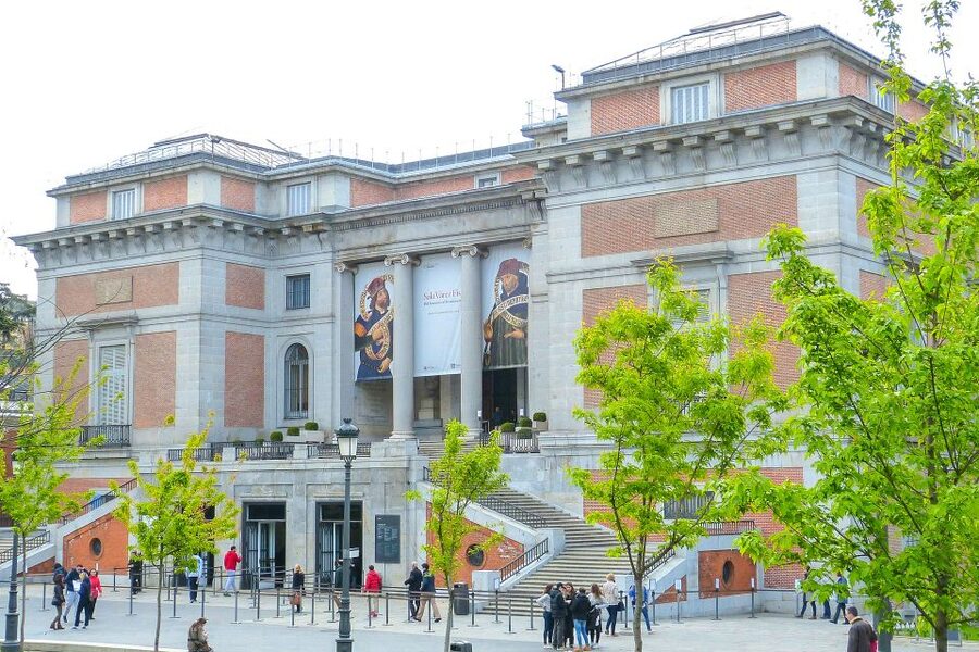 Madrid: Small Group of Prado Museum Tour & Optional Tapas - Inside the Prado: the major works first