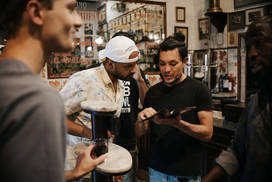 Madrid: Spanish Tapas Tour - The food: six dishes with a useful range