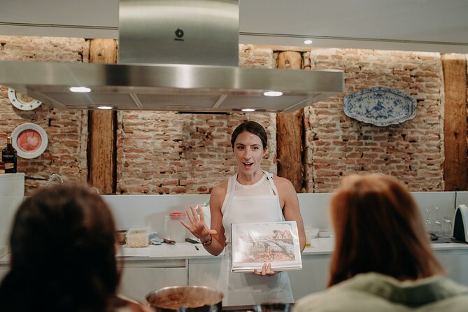 Madrid Tapas & Paella Cooking Experience with Local Market Visit - Timing, meeting point, and getting there