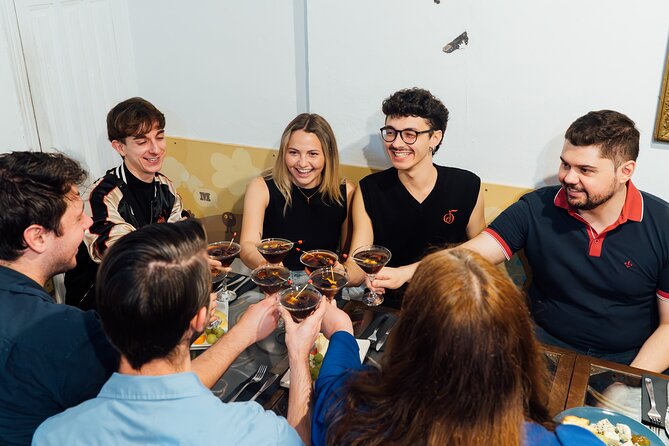 Madrid: Tapas Walking Tour with Food and Drinks Included - Plaza de los Carros and the La Latina start