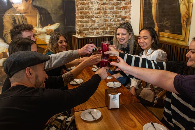 Madrid Tapas, Wine and History Tour - How much food and drink should you expect?