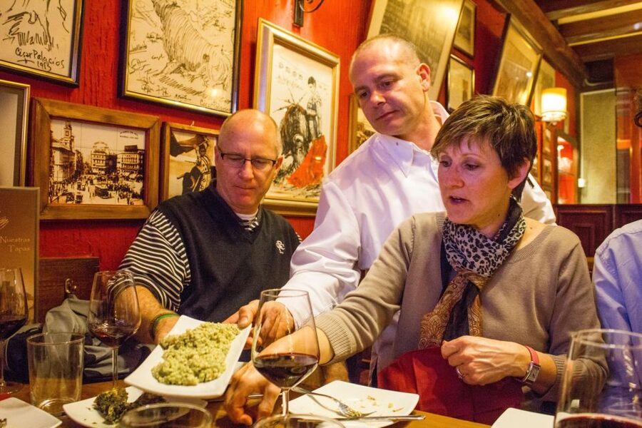 Madrid: Tapas & Wine Tasting Tour with Local Guide - Las Letras, stop three: Spanish drinks and old Madrid stories