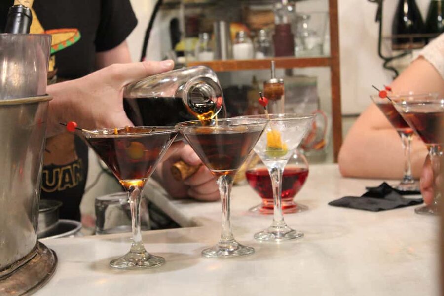Madrid: Vermouth Tasting Walking Tour with Tapas - The first bar: five vermouths side by side