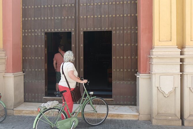 Malaga Bike Tour - Wine & Tapas - Why a bicycle works well in Malaga
