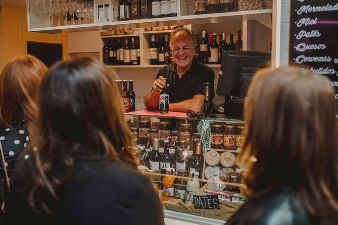 Málaga Evening Tapas Crawl Tour by Food Lover Tour - What the 10-tapa menu means for dinner