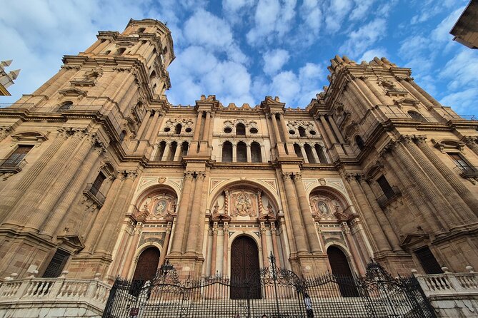 Malaga Highlights Shore Excursion with Tapas and Drinks - Roman Theater and the layers beneath Málaga