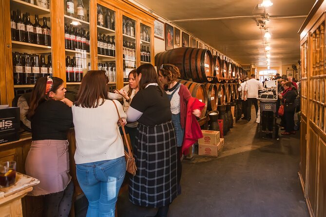 Malaga Market Food Tour: Tapas, Drinks, and Local Flavors - What the Málaga food tour actually gives you