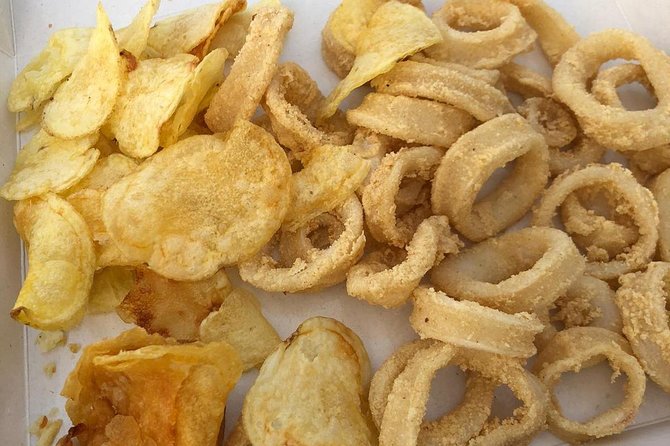 Malaga Market Food Tour: Tapas, Drinks, and Local Flavors - How much food and drink should you expect?