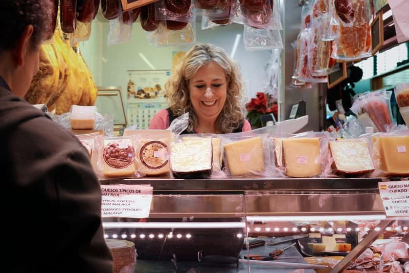 Málaga: Morning Market & Tapas Tour - Food restrictions need careful attention