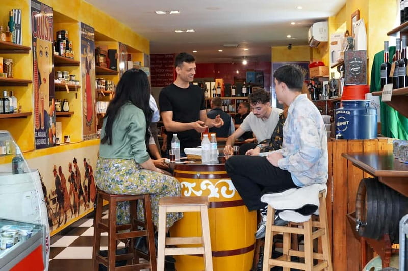 Málaga: Morning Market & Tapas Tour - A 30-minute coffee stop with room for local context