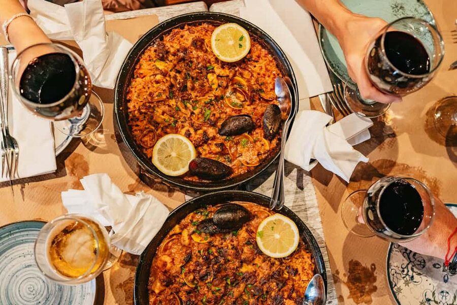 Malaga's tradition and tapas tour with Official Guide - Key points to know before booking