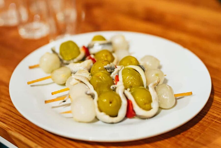 Malaga's tradition and tapas tour with Official Guide - Is $85 a fair price?