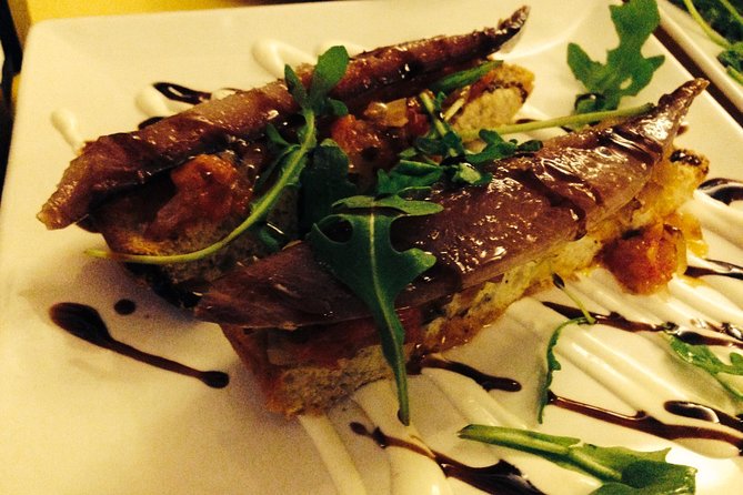 Malaga Tapas and Wine Tour - Timing, group size, and practical details