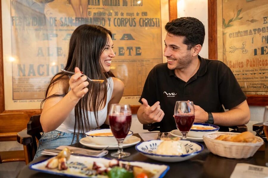 Málaga: Tapas, Wine & Rooftops Private Tour - Who will enjoy this most