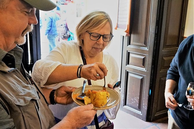 Malaga Traditional Wine & Tapas Tour - The Calle Carretería tavern finish