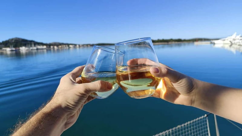 Mallorca: Catamaran Boat Tour with Tapas - Cruising past the Malgrats Islands