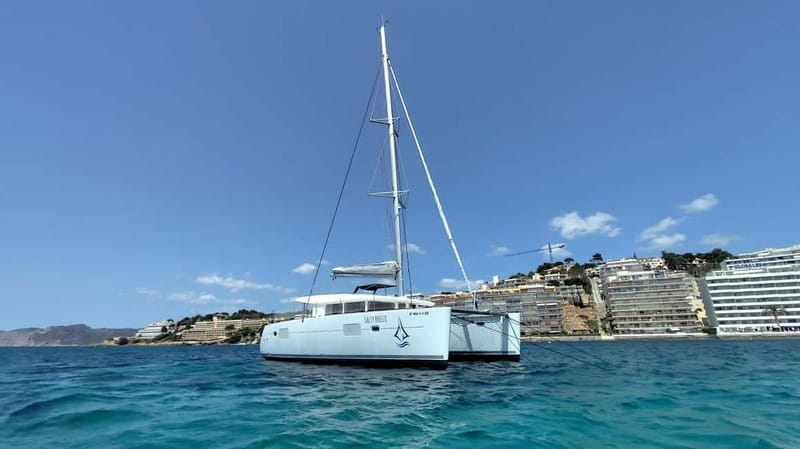 Mallorca: Catamaran Boat Tour with Tapas - Homemade tapas served at anchor