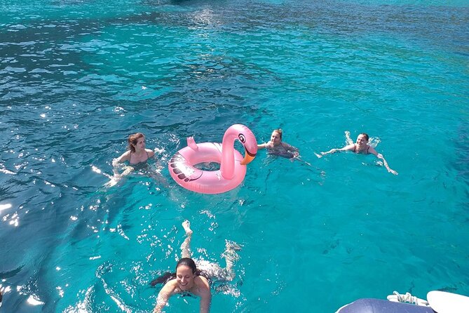 Mallorca Catamaran Small Group Cruise with Tapas 4-hours - Sailing from Palma with room to relax