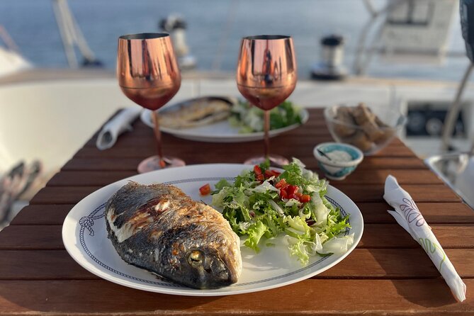 Mallorca sailing tour with tapas and wine - Cala Murta and the value of a proper anchorage