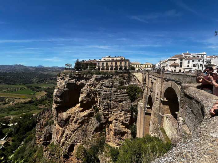 Marbella/Estep. Private VIP-Tour Ronda incl. Tapas & Drinks - The Plaza de Toros, an optional stop