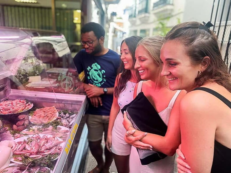 Marbella: Guided Market Tour with Tapas and Wine Pairings - Starting at Plaza de los Naranjos