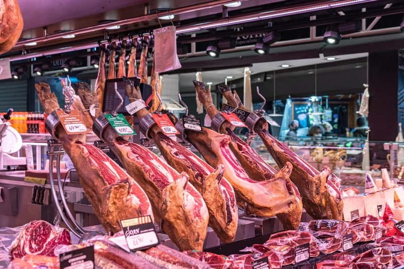 Marbella: Guided Market Tour with Tapas and Wine Pairings - What the guide does well, and where to set expectations