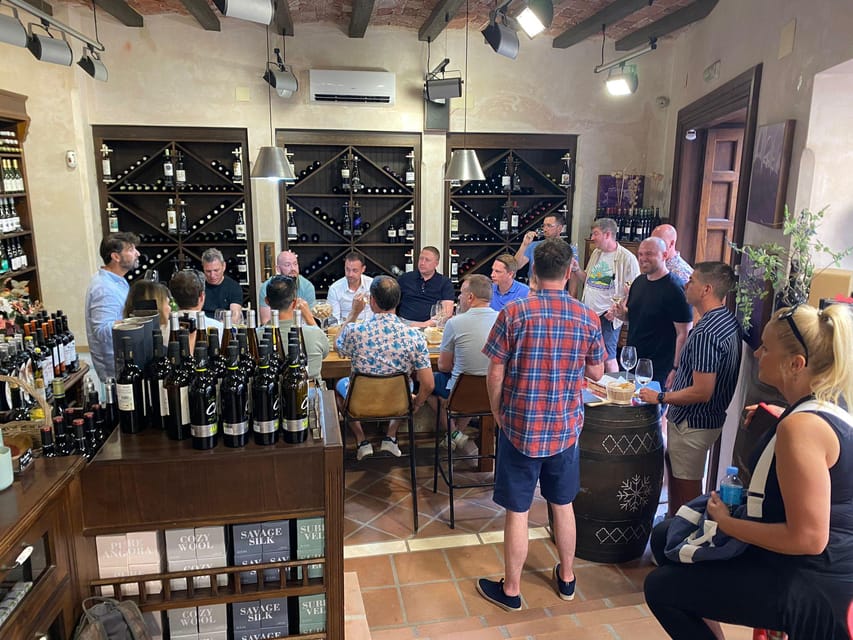Marbella: Tour of the Old Town with Tapas & Wine - Why the food works best with the old town