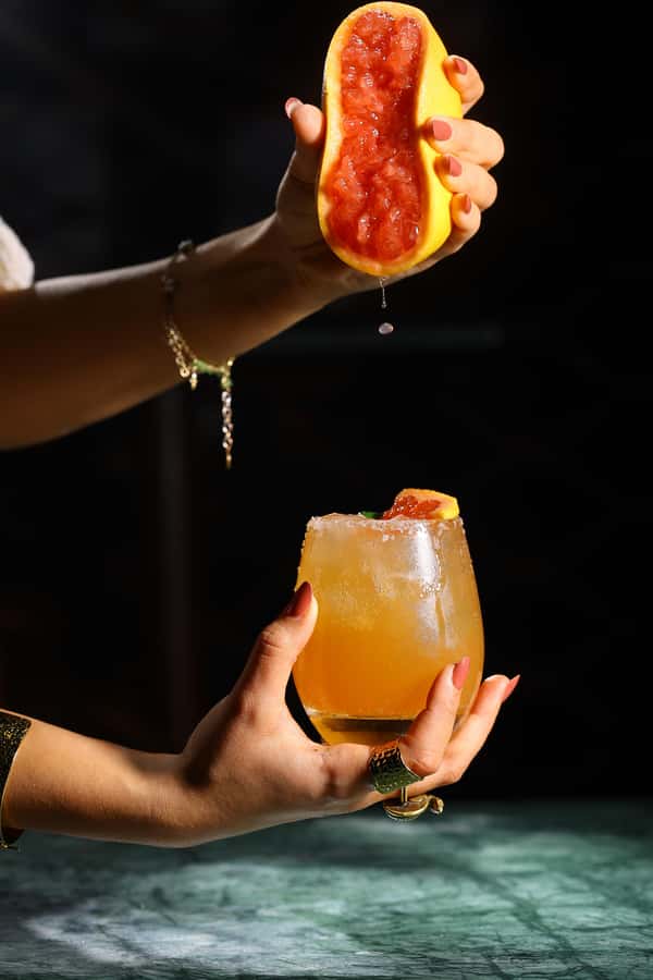 Marrakech: Cocktail Tasting Mixology & Moroccan Tapas - Why the bar seat is worth choosing