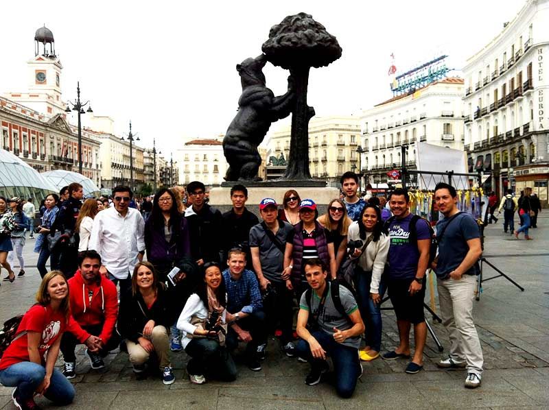 Mysteries & Tapas Tour in Madrid + Pub Crawl - Is $88 a good value?
