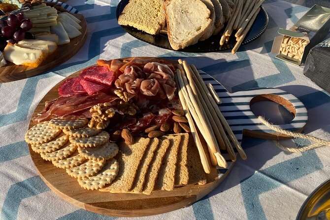 Olhão: Private Boat Tour, at Sunset with Oysters/Tapas and Drinks - Culatra and the working side of the Ria Formosa