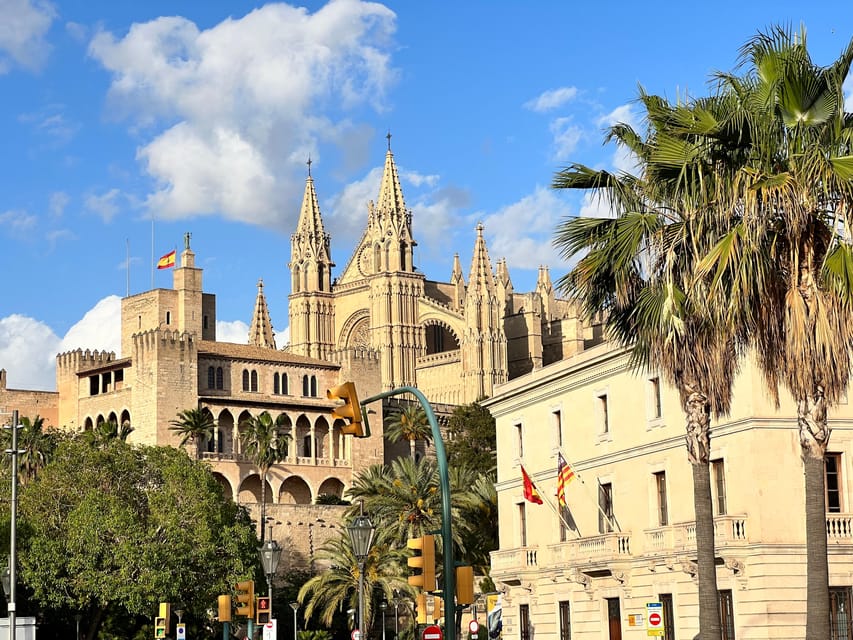 Palma authentically. Small group City tour with tapas - First restaurant stop: local food beyond a sample